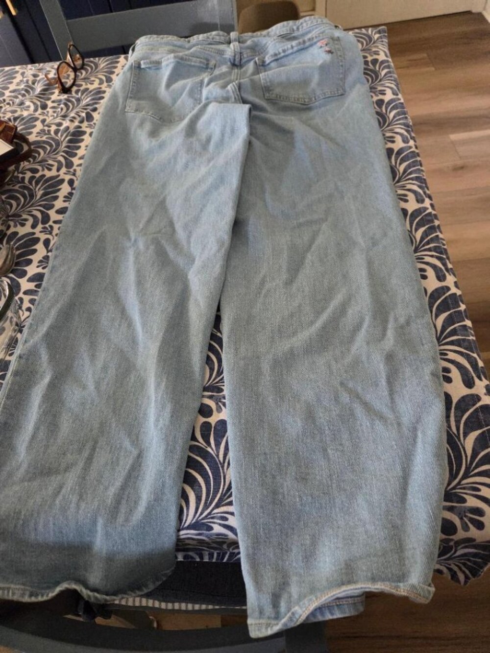 OLD NAVY FLOWER JEANS, SIZE 14 OG loose high rise